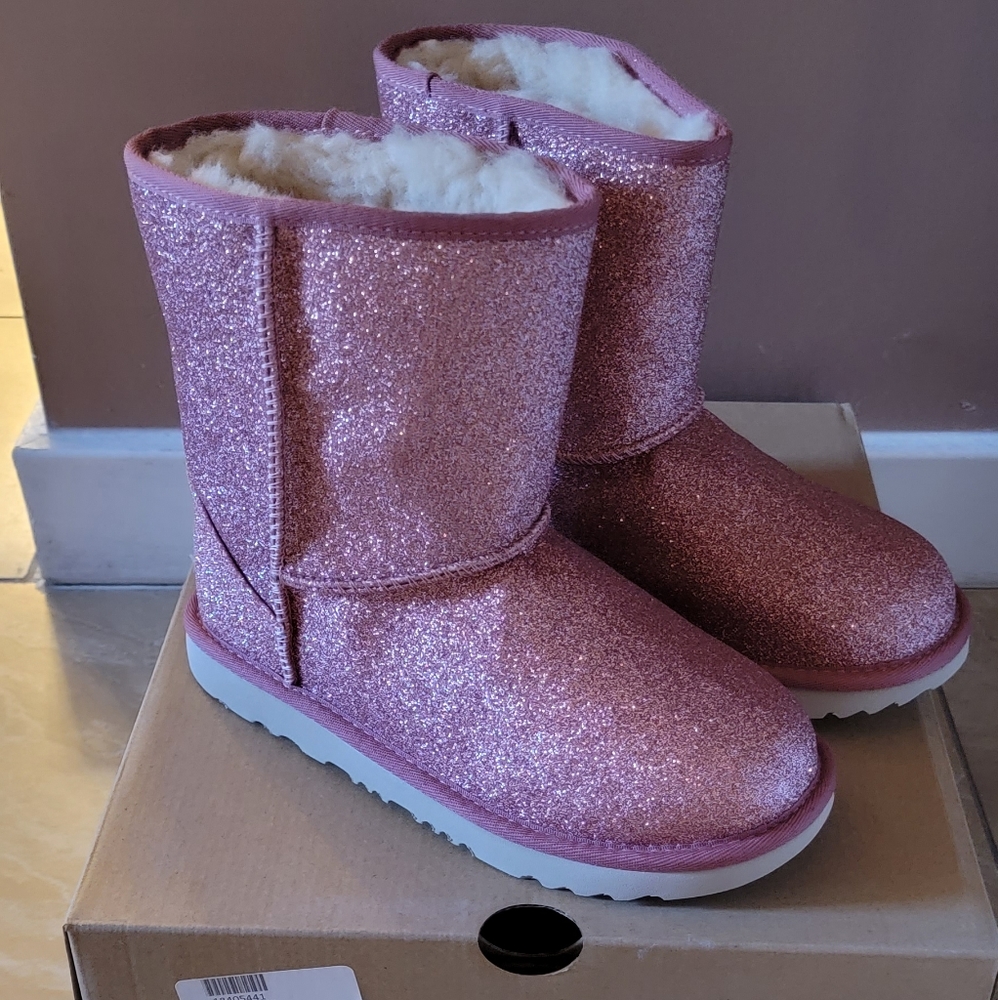 Girls Ugg Boots size 3
